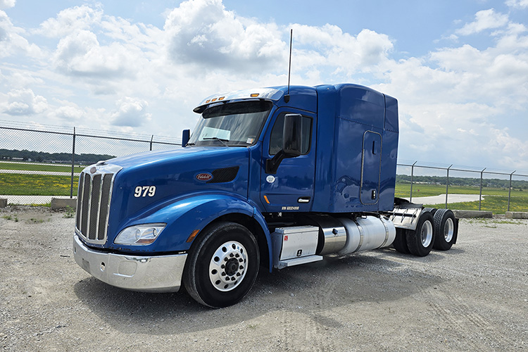 2016 Peterbilt