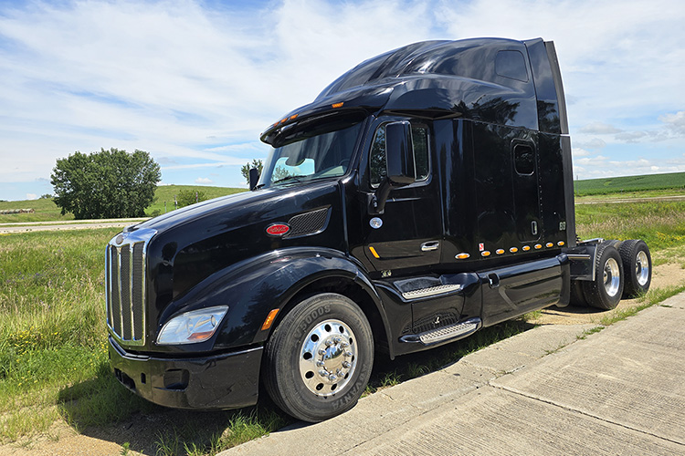 2020 Peterbilt